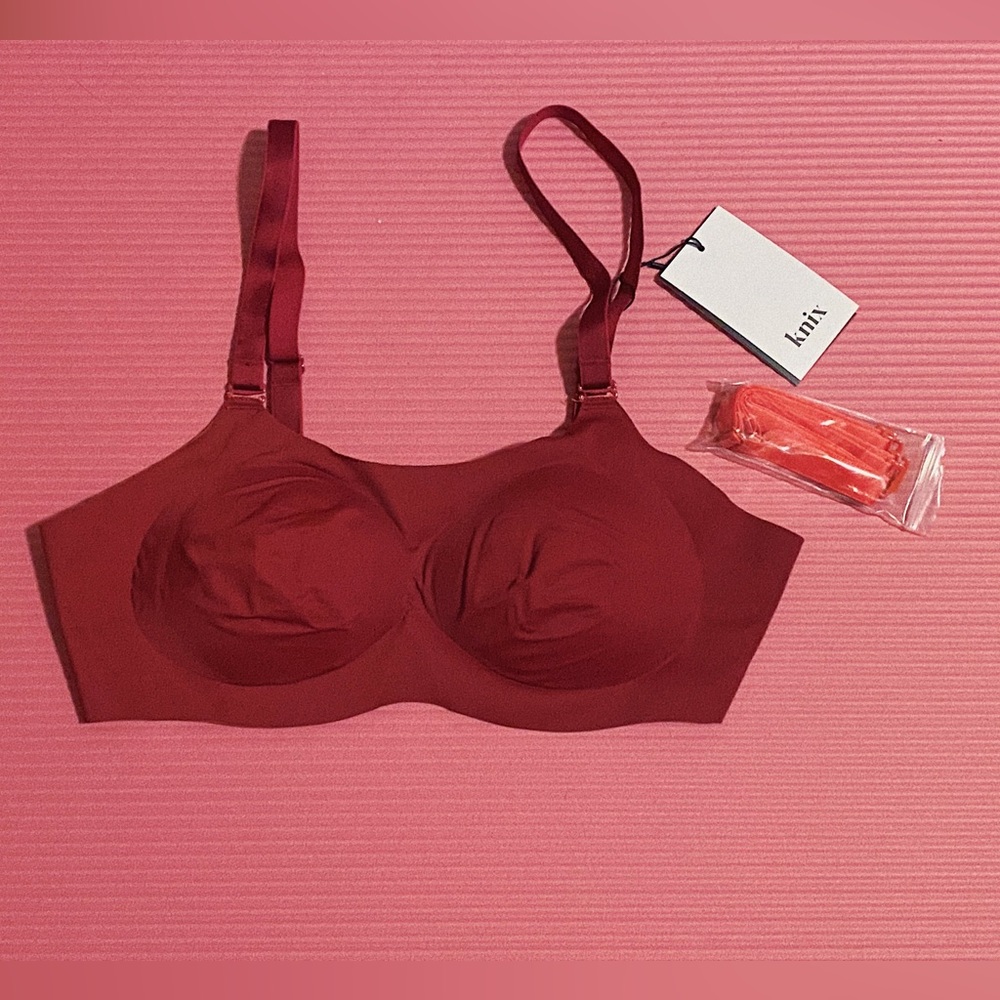 BNWT Knix Padded Evolution Bra size 2